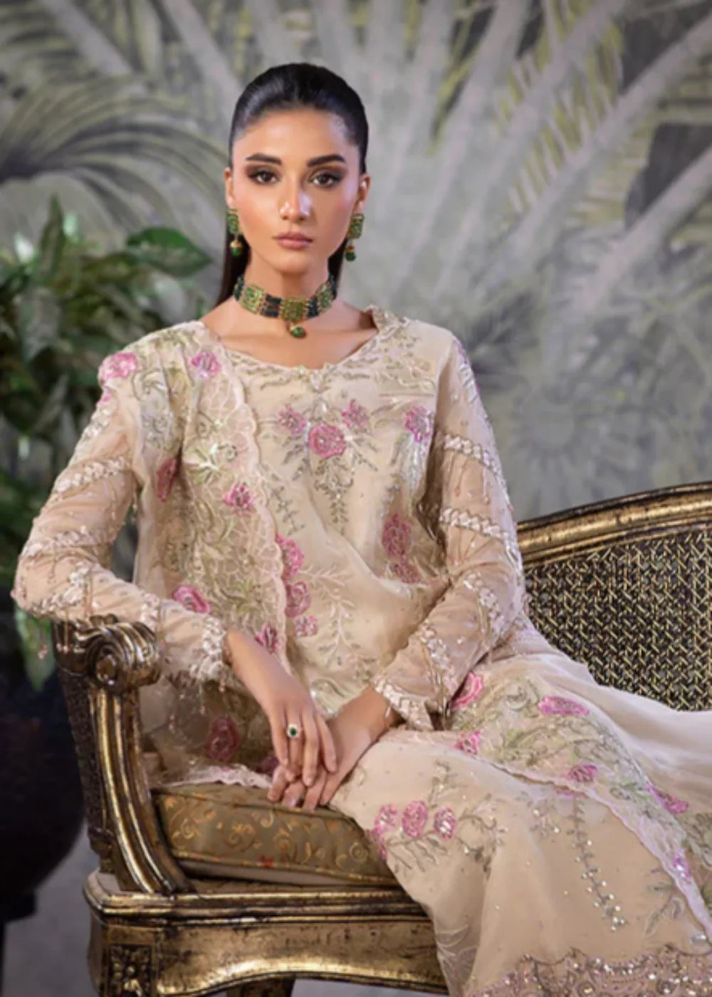 AMBER GLOW | Luxury Formals